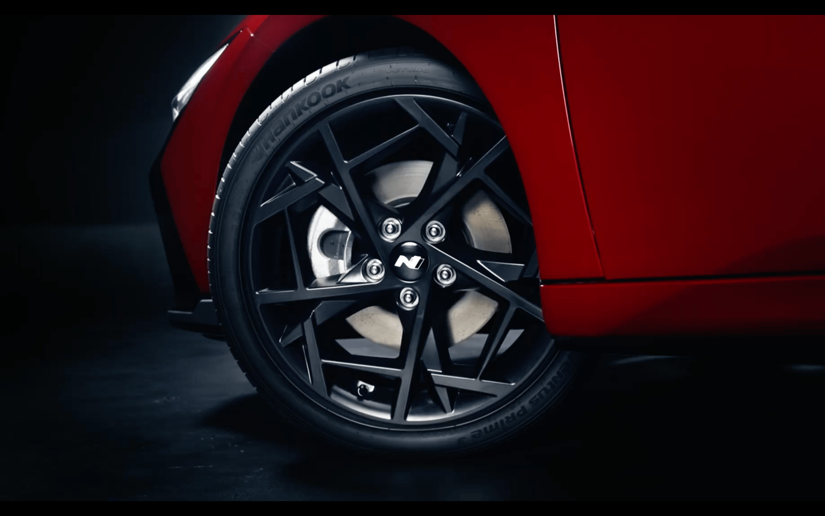 N Line-exclusive 18" Alloy Wheels